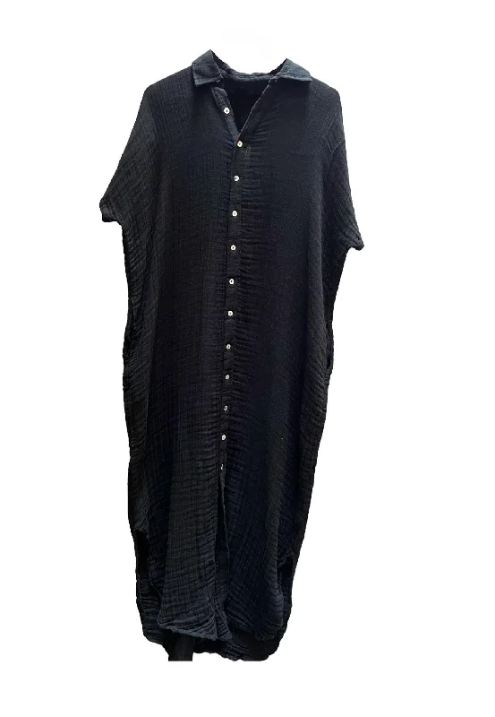 Fashionista Favorites Women's Shirt Dress In Black