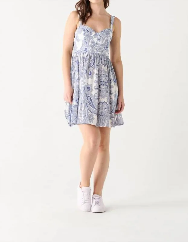 Women's Online Boutique Short Sleeveless Paisley Print Dress In White And Blue
