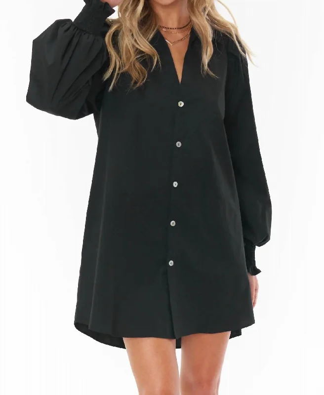 Versatile Wardrobe Essentials Allure Shirt Dress In Black Poplin