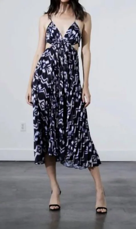 Trend Forward Threads For Her Serena Print Dress In Black