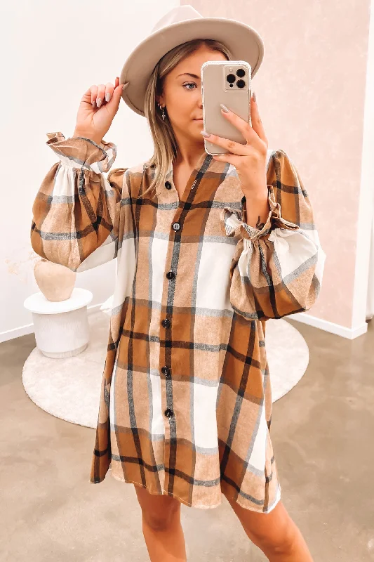Trendy Aesthetics Ciara Shirt Dress Tan