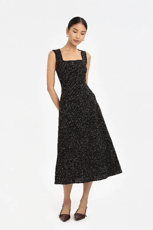 Street Style Fashion Quinn Tweed Swing Dress