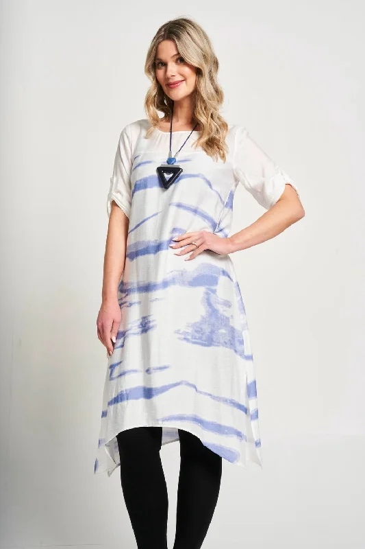 Boutique Styles Saloos Ruched Sleeve Print Dress with Necklace